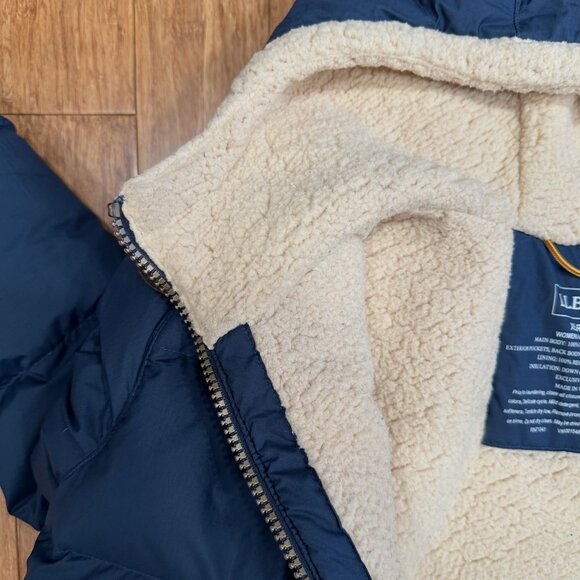 LL Bean Mountain Classic Down Coat, Sherpa-Lined, size XS - Picture 8 of 8